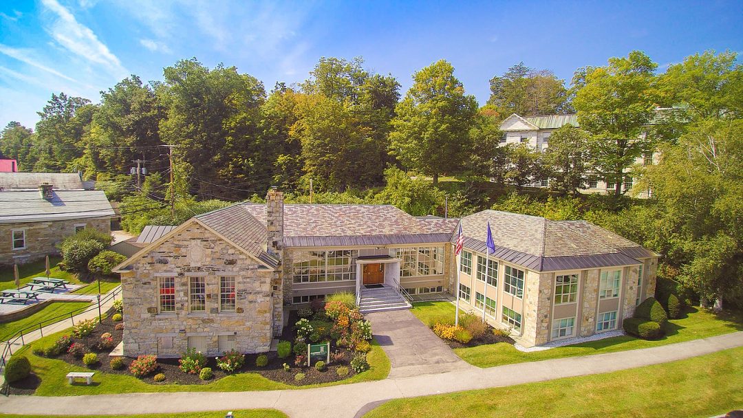 Carris Reels Locations Vermont Corporate Offices Carris Reels, Inc.